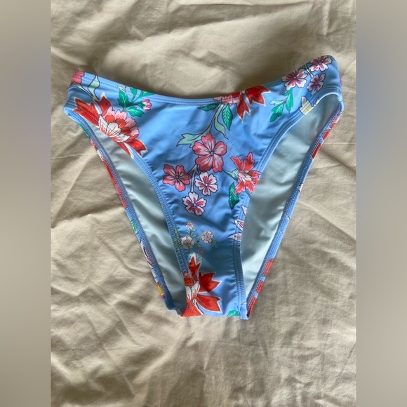 CUPSHE Floral Blue Bikini Set - Picture 7 of 12